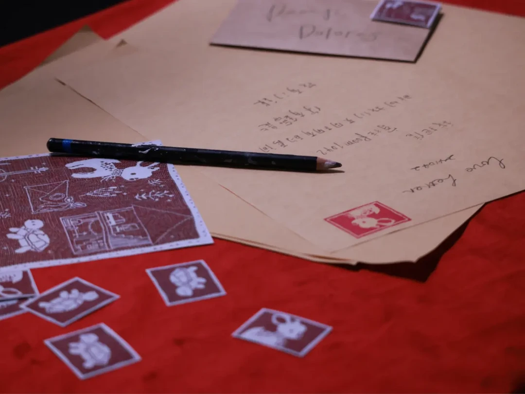 欧阳娜娜跨界艺术展：情感与艺术的深度交织